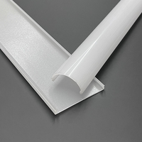 Profils en plastique sur mesure, diffuseurs de lumière en PC extrudés pour l'éclairage des armoires de cuisine