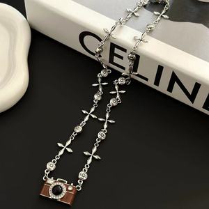 Punk Vintage serin kolye Mini kamera moda uzun zincir yaratıcı kolye kolye moda takı - Product Image 4