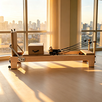 Reformers Pilates Multi-stations en érable avec système de poulies pour studios d'entraînement privé
