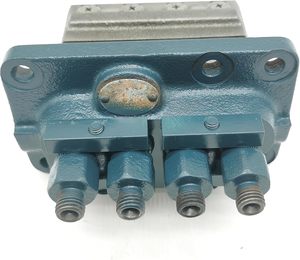 Pompe à injection de carburant 1G762-51010 1G762-51012 pour moteur Kubota V2203 V2403 - Product Image 2