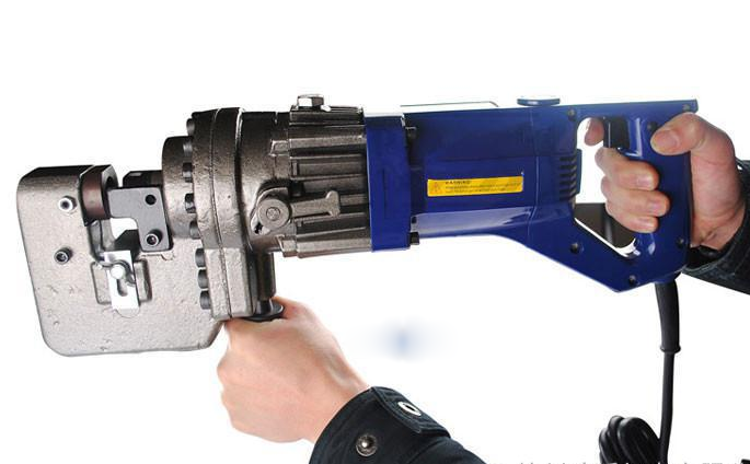 portable hole puncher for steel plate