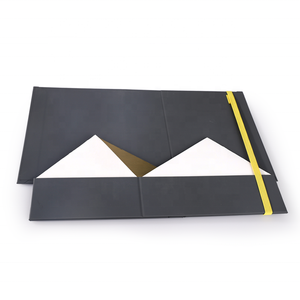 Op Maat Gemaakte Flat Pack Grey Opvouwbare Schoenendoos Met Geel Elastisch Koord Uv Voordeel Reliëf Ontwerp Bedrukte Verpakking Geschenken - Product Image 2