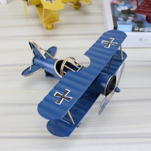 Nouveau modèle d'<span class=keywords><strong>avion</strong></span> en fer fait main <span class=keywords><strong>vintage</strong></span> 2026, <span class=keywords><strong>décoration</strong></span> créative pour la maison, ornement d'<span class=keywords><strong>avion</strong></span> en métal tendance, artisanat d'art décoratif - Product Image 3