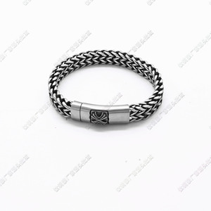 yunnique Unisex Stainless Steel <b>Chain</b> Bracelet With <b>Cross</b> Pattern Geometric Design For <b>Men</b> And Women - Product Image 5