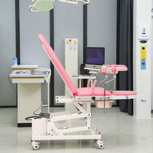 Table d'opération d'examen de lit <span class=keywords><strong>gyn</strong></span>écologique électrique Type pliant pour examen en milieu clinique - Product Image 6