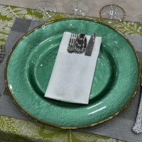 Assiette de présentation en verre multicolore Plats en verre vert Assiettes de présentation en verre à bord doré pour décorations de mariage