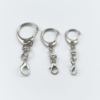 Grand porte-clés en métal en forme de 8 avec anneau plat suspendu pour boucle Medium 8-Doll Toy Connecting Keyring Unique for Buckle Design