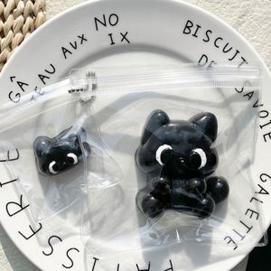 ของเล่นบีบรูปแมวดำตัวเล็กน่ารัก ทำจากวัสดุ TPR พร้อมจี้ห้อย ช่วยคลายเครียด บรรเทาความวิตกกังวล - Product Image 3