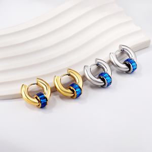 ต่างหูห่วงแฟชั่นล่าสุด ป้องกันอาการแพ้ กันน้ำ ชุบทอง 18k PVD บนสแตนเลสสตีล สีสันสดใส - Product Image 6