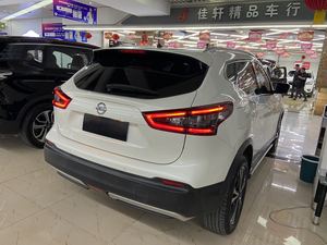 <span class=keywords><strong>Nissan</strong></span> <span class=keywords><strong>Qashqai</strong></span> 2022 Edizione Lusso, 100% Vernice Originale di Fabbrica, <span class=keywords><strong>Auto</strong></span> Usata con Sedili in Pelle, Interni Scuri, Guida a Sinistra - Product Image 4