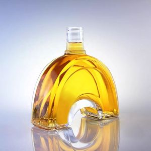 Bouteille à liqueur en <span class=keywords><strong>verre</strong></span> en forme de pont arqué, carafe à spiritueux de luxe en <span class=keywords><strong>cristal</strong></span> transparent pour <span class=keywords><strong>whisky</strong></span>, brandy, vodka, emballage personnalisé - Product Image 1