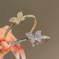 Bracelet élégant en plaqué or véritable avec zircon scintillant en forme de papillon, accessoire polyvalent, bijoux anti-ternissement, vente en gros