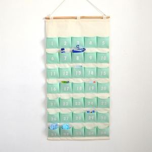 Organizador Colgante para Puerta con 6, 20 o 35 Compartimentos Numerados para Teléfonos Móviles, Ideal para el Hogar o el Aula - Product Image 1