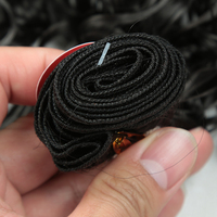 Rambut Sintetis Jerry Curl Dalam Bentuk Bundel Dengan Closure, Tahan Panas, Ekstensi Rambut Gelombang Air Alami