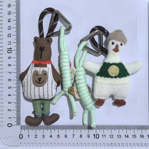 Colgante de Peluche Suave Estilo Coreano con Diseño de Hongo, Forma 3D, para Bolsos de Niñas, Llavero de Moda Infantil con Cierre Metálico Plateado - Product Image 6