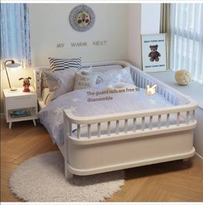 Traditional Design Classic Wooden Baby <strong>Cot</strong> with Detachable Guardrails, Portable Wooden Baby Children's Bedroom. - Product Image 4