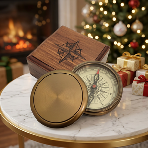Boussole vintage en bronze, outil de navigation en métal avec étui en bois pour le camping, la randonnée, cadeau - Product Image 2