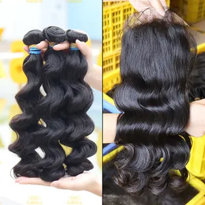 Kabeilu Cuticola Allineato Brasiliano Onda Allentata Dei Capelli Umani di Remy Del Virgin 12A 3 Bundles Con Il Colore Naturale Con Chiusura Del Merletto