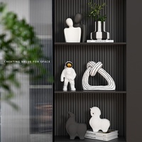 Articles de décoration intérieure en céramique personnalisés haut de gamme ; Meuble TV et vitrine à vin moderne et minimaliste pour salon avec ornements semi-artisanaux