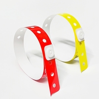 Pulsera de PVC Vinílica Desechable Personalizada de Fábrica con Código de Barras, Temática de Parque de Atracciones, Boleto de Admisión de Papel, Pulsera Impermeable en Forma de L