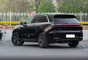Lixiang L6 Auto SUV Chino Importación Eléctrico Híbrido Nuevo Coche 4WD Largo Alcance EV Motor Precio - Product Image 5
