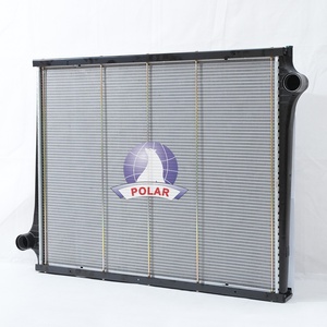 Fabricante Chino de Radiadores para Camiones <span class=keywords><strong>Scania</strong></span> P112/P113, Números de Pieza 10570473, 10570482, 1365371, 1439504, 1516491, 570468 - Product Image 4