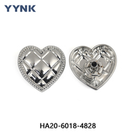 Mode Logo Personnalisé Forme Spéciale Chic Bouton En Métal Placage Coloré Bouton Pression En Métal pour Vêtements D'extérieur Vestes Vers Le Bas Manteaux Pardessus