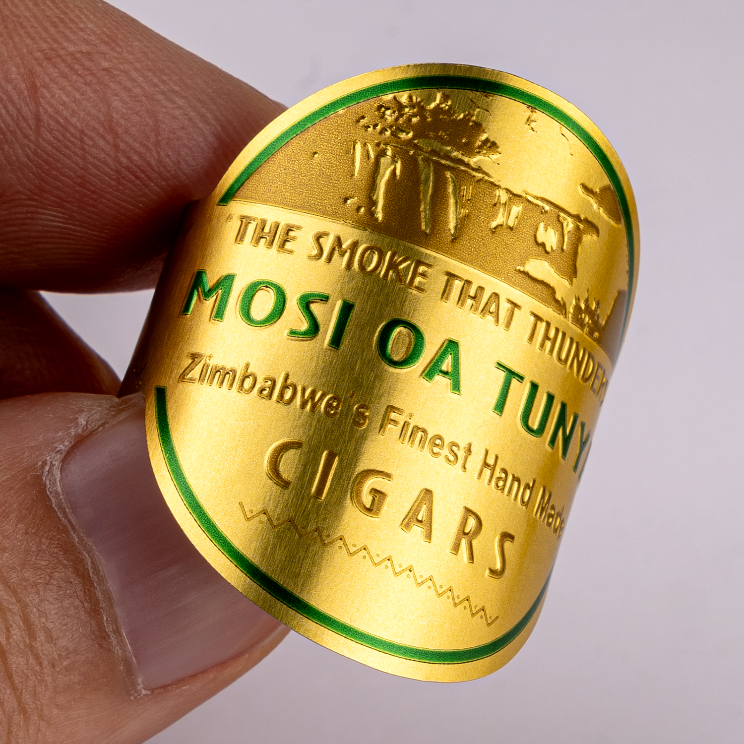 Material de papel dorado en relieve