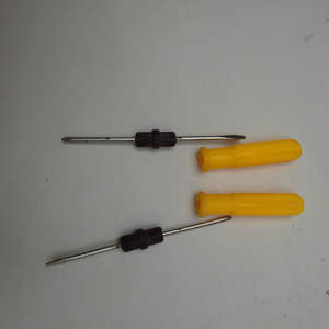 Juego de destornilladores con mango amarillo de 200 mm, puntas de cabeza plana, herramienta de bricolaje, cabezal giratorio de una sola letra, estándar, de diez caracteres - Product Image 4