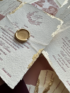 Carte d'invitation de luxe en typographie, papier coton profondément gaufré, élégante carte d'invitation pour douche nuptiale, mariage et déclaration de mariage - Product Image 4