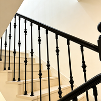 Balustre de balcon en métal creux rond de 5/8'' de haute qualité au design moderne, garde-corps d'escalier intérieur en fer forgé pour villa