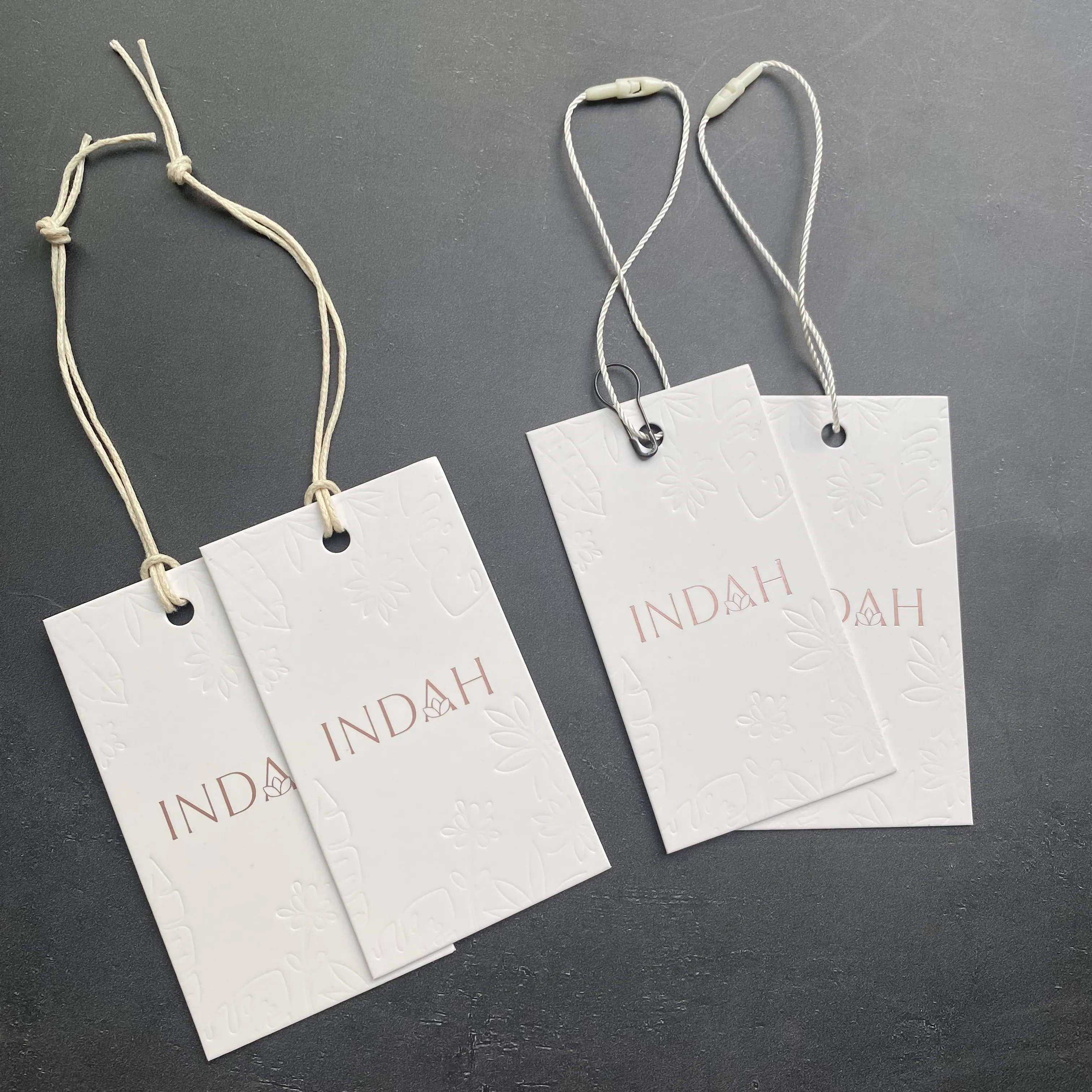 High quality Swing Tag Garment Paper Hangtag, China Clothing Hang Tag, Garment Price Tag