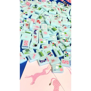 Jeu de Mahjong de Luxe Vert en Acrylique à 4 Couches Gravé, 160 Tuiles, Mahjong Américain pour l'Entretenissement par l'Échecs et les Cartes, Cadeau d'Extérieur - Product Image 2
