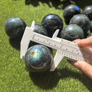 Vente en gros de pierres naturelles de haute qualité cristaux de guérison <span class=keywords><strong>Labradorite</strong></span> arc-en-ciel sphère boule de cristal pour cadeau - Product Image 5