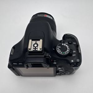 Appareil photo reflex numérique <span class=keywords><strong>Canon</strong></span> <span class=keywords><strong>600D</strong></span> d'occasion avec objectif 18-55 mm IS, état A+, appareil photo d'entrée de gamme adapté aux débutants, vidéo HD 1080p + transfert Wi-Fi - Product Image 2