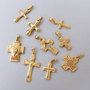 Colgantes y dijes de moda de acero inoxidable 316L chapados en oro PVD de 14K y 18K personalizados para hacer pulseras y dijes de cruz para la creación de joyas. - Product Image 3
