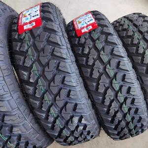 ยางรถยนต์ ROCKHUNTER LT235/75R15 แบบเรเดียล ลายดอกยางลึก M+S สำหรับทุกสภาพถนน ป้องกันการลื่นไถล สำหรับรถยนต์นั่งส่วนบุคคลและรถยนต์ขับเคลื่อน 4 ล้อ ได้รับการรับรองมาตรฐาน DOT/ECE รับประกัน 3 ปี - Product Image 1