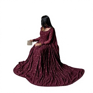 Lehenga Choli en Soie Bordeaux pour Femme, Longueur Ras du Sol, Tenue Traditionnelle Indienne, Style Mariage, Coupe Ample, Infroissable - Product Image 1