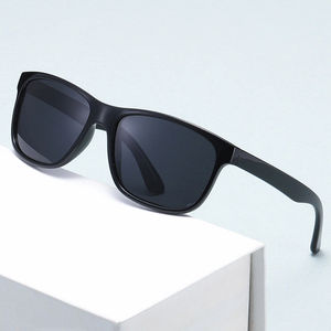 In stock fashion polarized UV protection sun glasses comfortable <b>large</b> <b>frame</b> high quality suitable for fishing and driving - Product Image 1