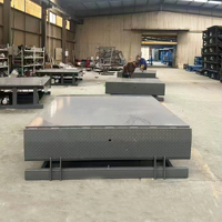 Niveleur de quai hydraulique automatique, rampe de chargement et de déchargement pour entrepôt industriel et logistique