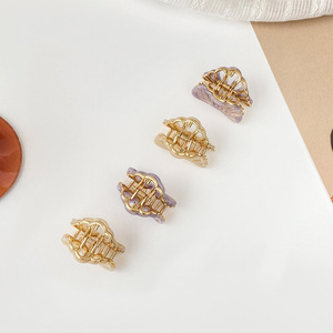 ODM/OEM Korean Fan-shaped Casual <strong>Bath</strong> Grabber Bun <strong>Scrunchie</strong> Hair Clip Alloy Simple Back-of-Head Hair Grab Wholesale - Product Image 3