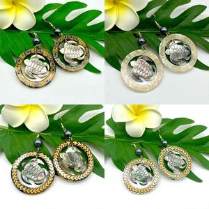 Boucles d'oreilles hawaïennes en forme de tortue pour femmes, boucles d'oreilles en nacre naturelle de haute qualité - Product Image 3