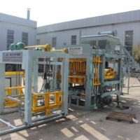 Machine à blocs de béton et à pavés entièrement automatique QT4-15