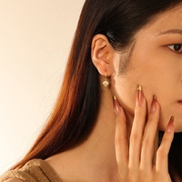 Nagosa Ocean Jewelry Boucles d'oreilles en argent sterling 925 vermeil en or 18 carats avec zircon cubique et coquillage pour femmes