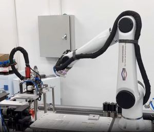 Robot collaboratif ONA HUAYAN Cobot E10-L avec une charge utile de 8 kg et une portée de bras de 1300 mm - Product Image 2