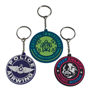 Llaveros de PVC Personalizados con Diseño de Coche, Regalo para Fiestas Infantiles, Llaveros de Silicona, Anillos de Goma para Llaves - Product Image 2