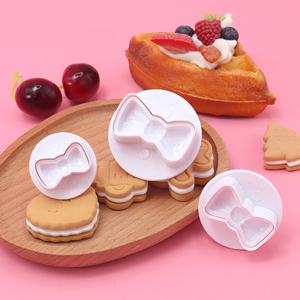 Lot de 3 <span class=keywords><strong>emporte</strong></span>-pièces en forme de nœud <span class=keywords><strong>papillon</strong></span>, en plastique, écologiques, compatibles lave-vaisselle et micro-ondes, pour biscuits, fabrication directe d'usine - Product Image 4