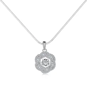 The new S925 silver collarbone chain features a rose shaped design with zirconia inlay, giving a sense of wedding jewelry