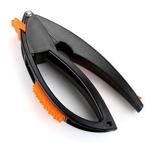 Utensilio de Cocina 3 en 1, Prensa de Ajo, Triturador, Pelador de Verduras, Martillo para Carne - Product Image 2