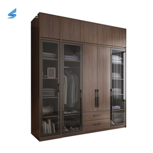 Armario de Madera Maciza Grande, Independiente, con Doble Puerta, Diseño de Lujo para Recámara Principal - Product Image 4